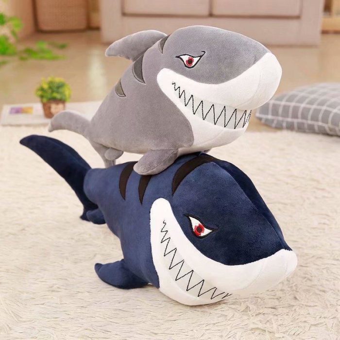 peluche-requin-enfant-enfant-2
