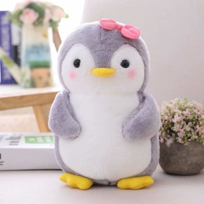 pingouin-fille-peluche